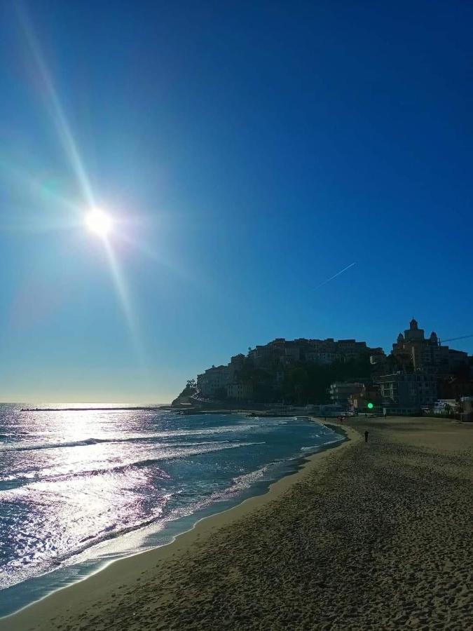 Appartamento Incantevole A 100Metri Dal Mare E Accanto Alla Pista Ciclabile Imperia Exterior foto