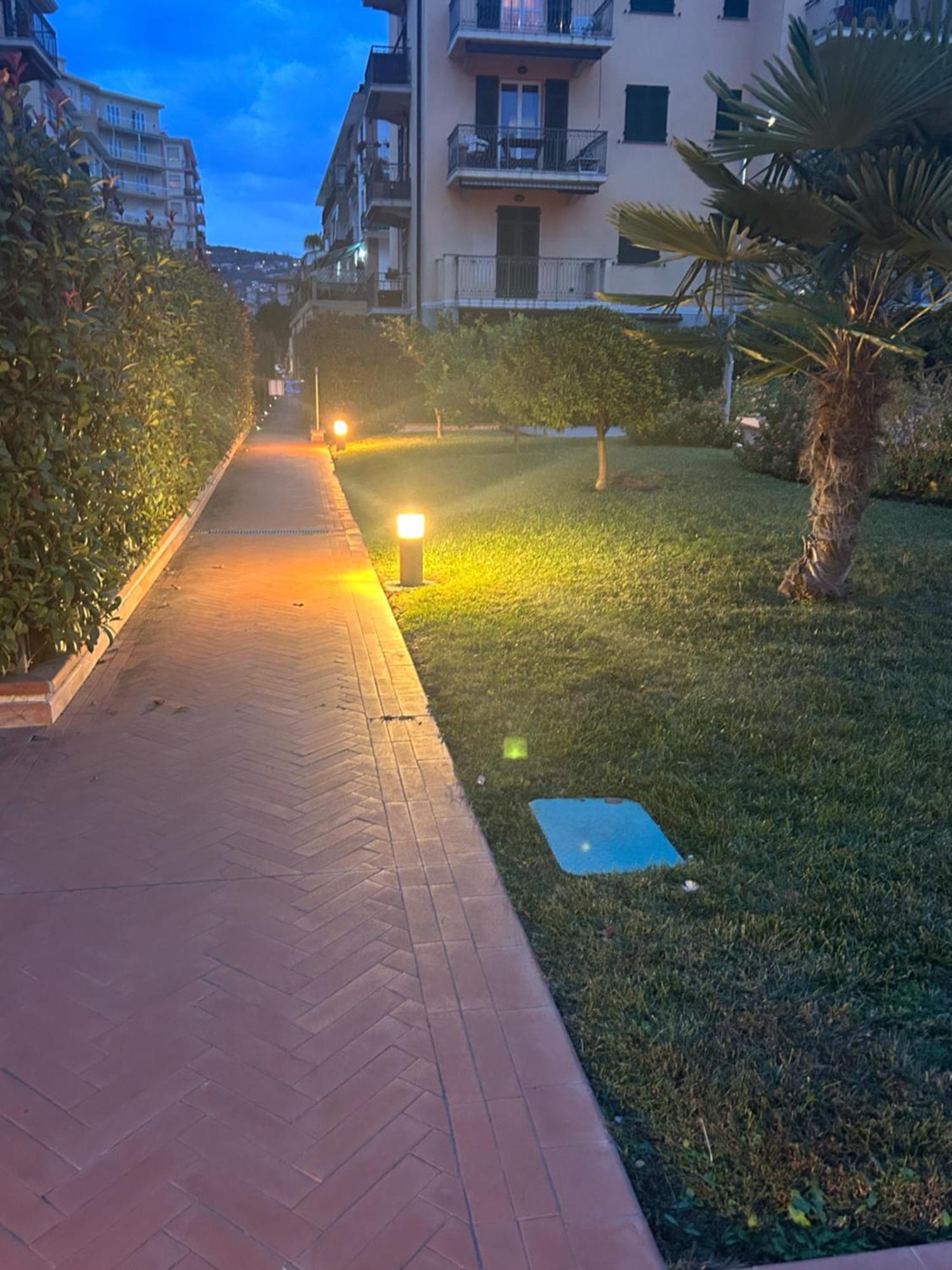 Appartamento Incantevole A 100Metri Dal Mare E Accanto Alla Pista Ciclabile Imperia Exterior foto